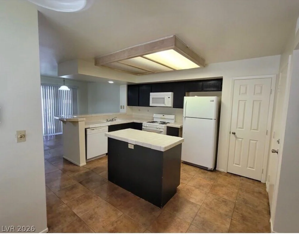 2604 Golden Sands, Las Vegas, NV 89128