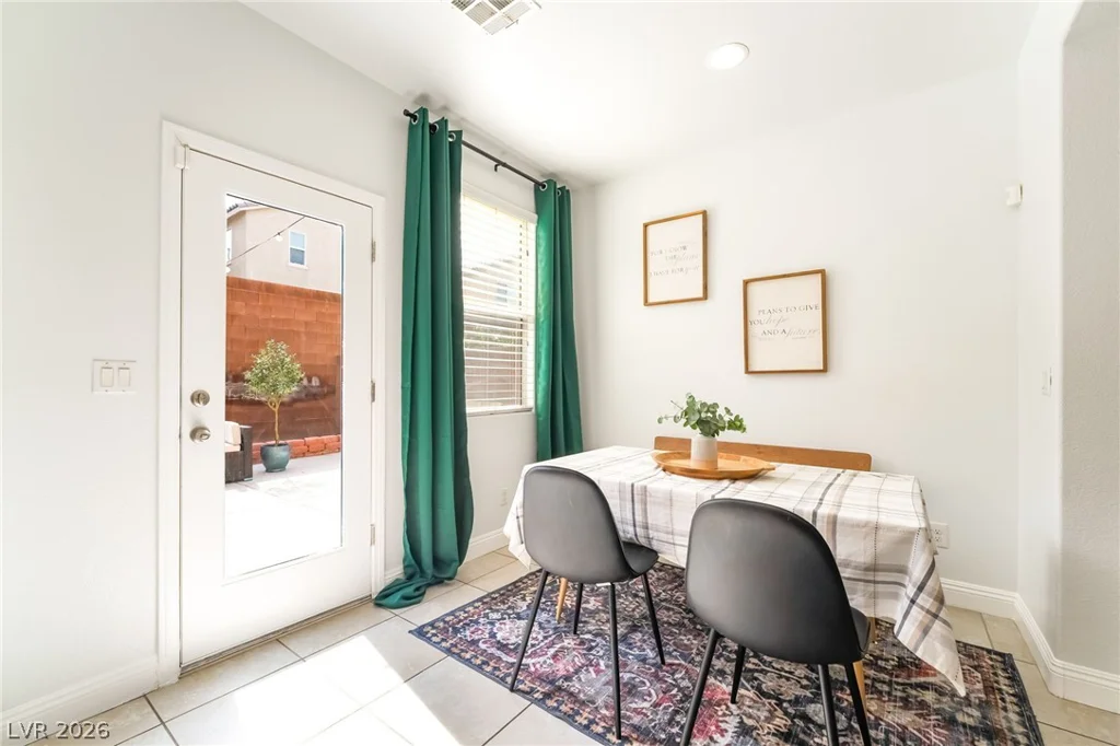 7403 Benlomond, Las Vegas, NV 89179