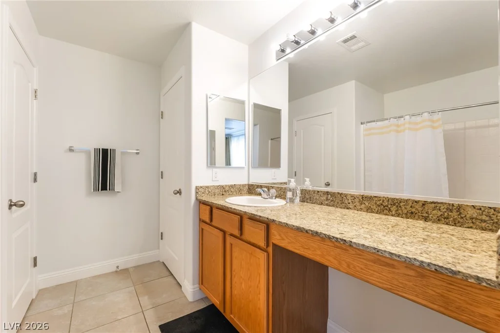 7403 Benlomond, Las Vegas, NV 89179