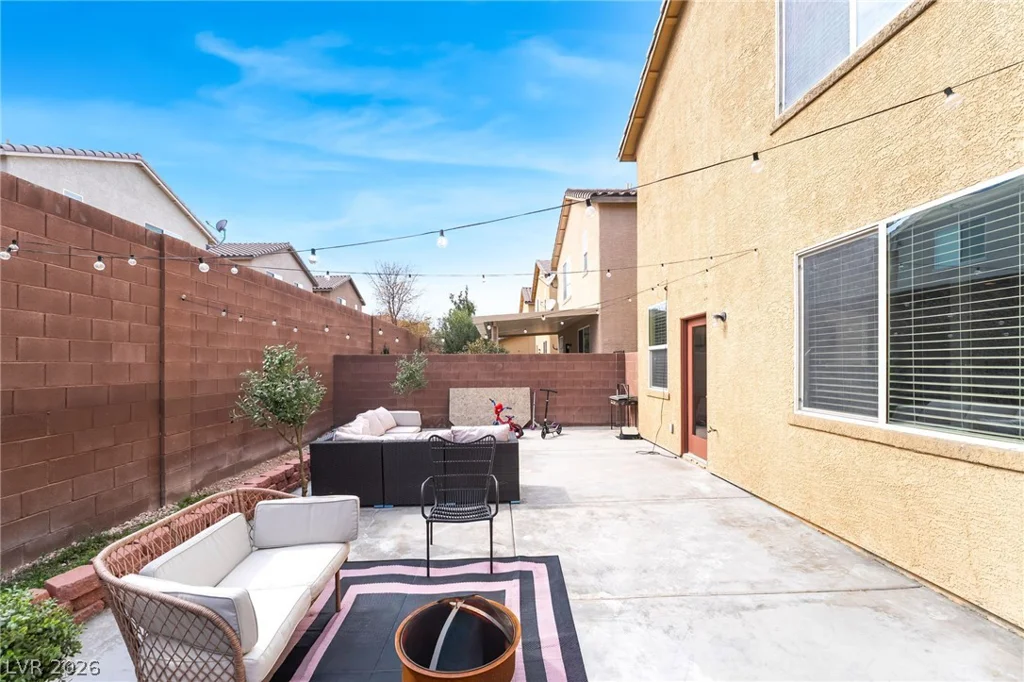7403 Benlomond, Las Vegas, NV 89179