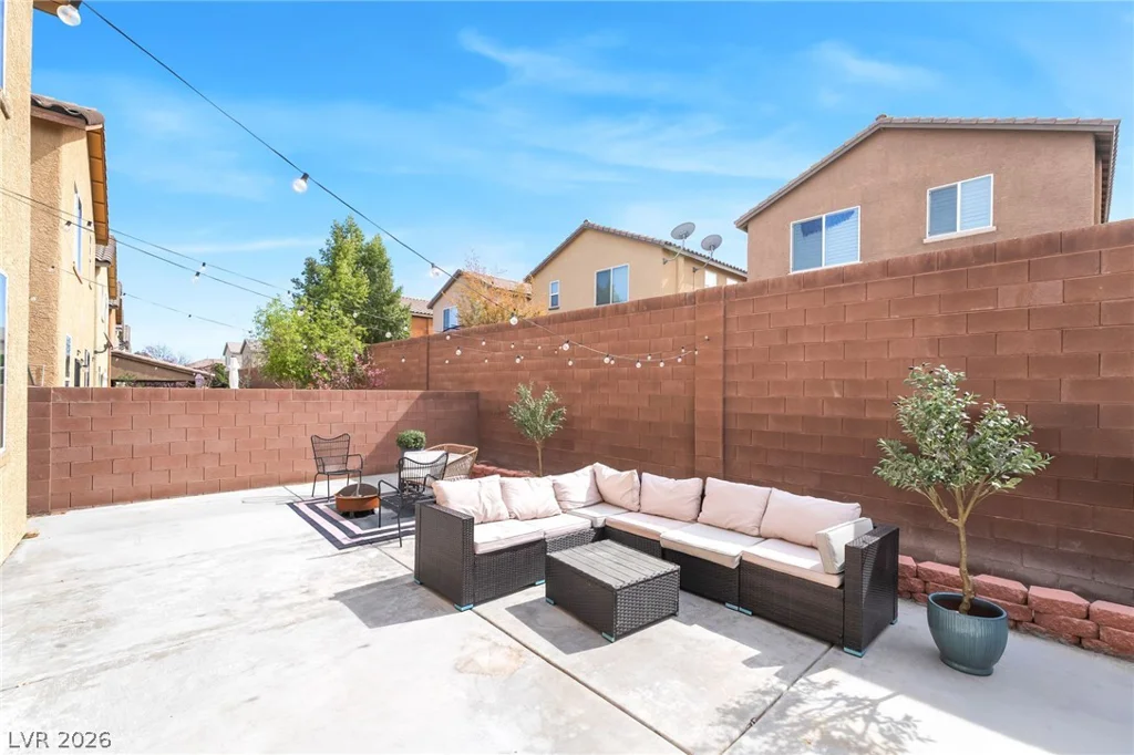 7403 Benlomond, Las Vegas, NV 89179