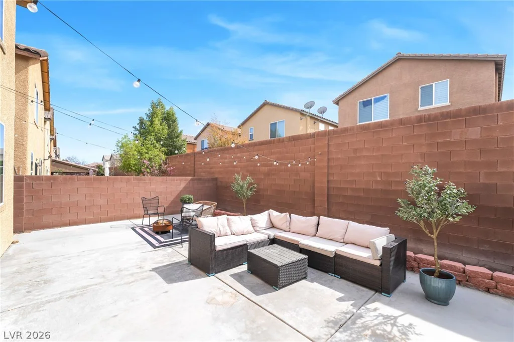 7403 Benlomond, Las Vegas, NV 89179