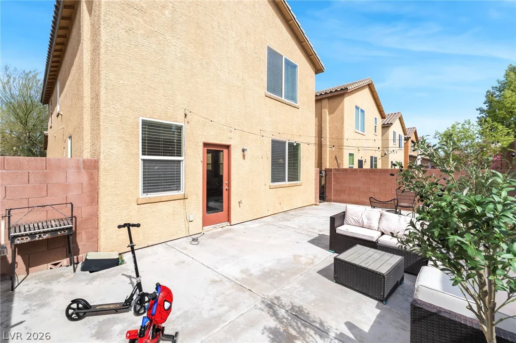 7403 Benlomond, Las Vegas, NV 89179