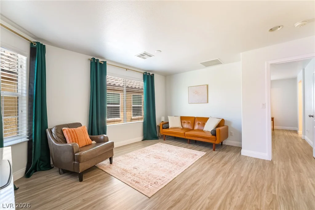 7403 Benlomond, Las Vegas, NV 89179