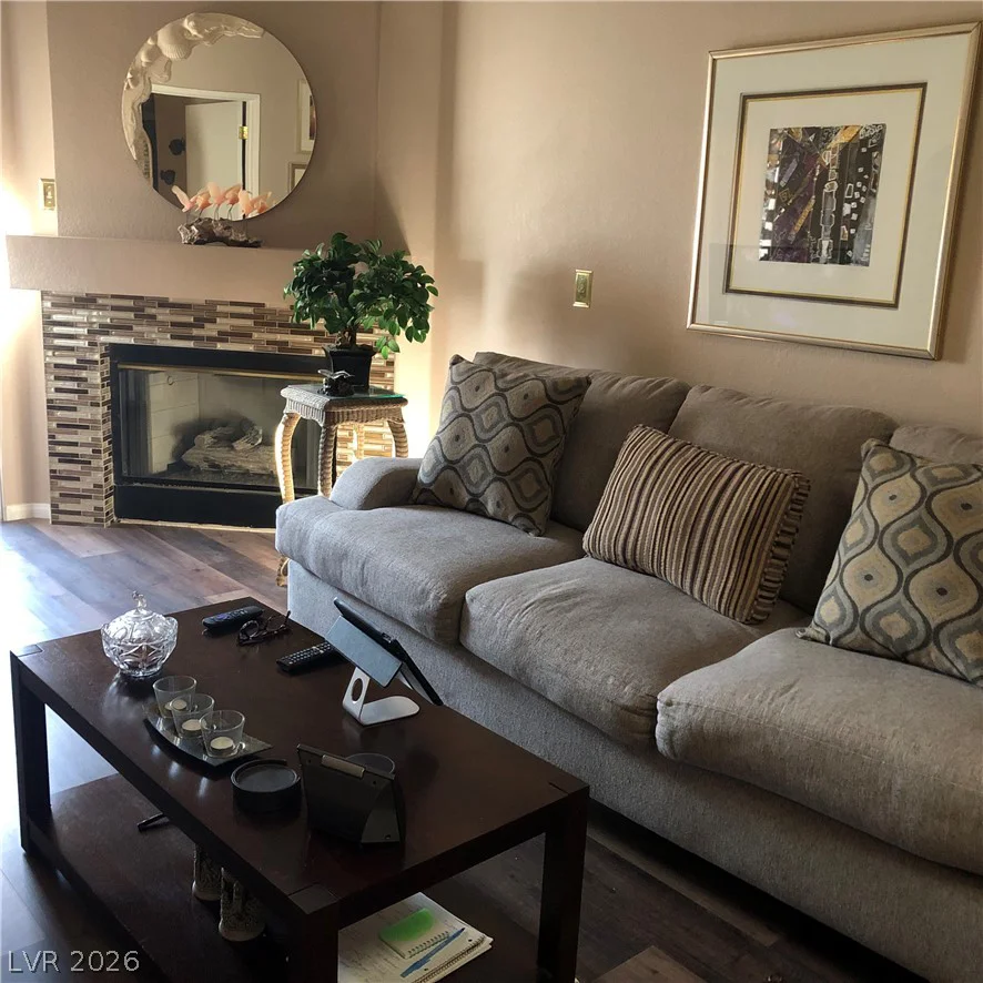 7803 Foxwood, Las Vegas, NV 89145
