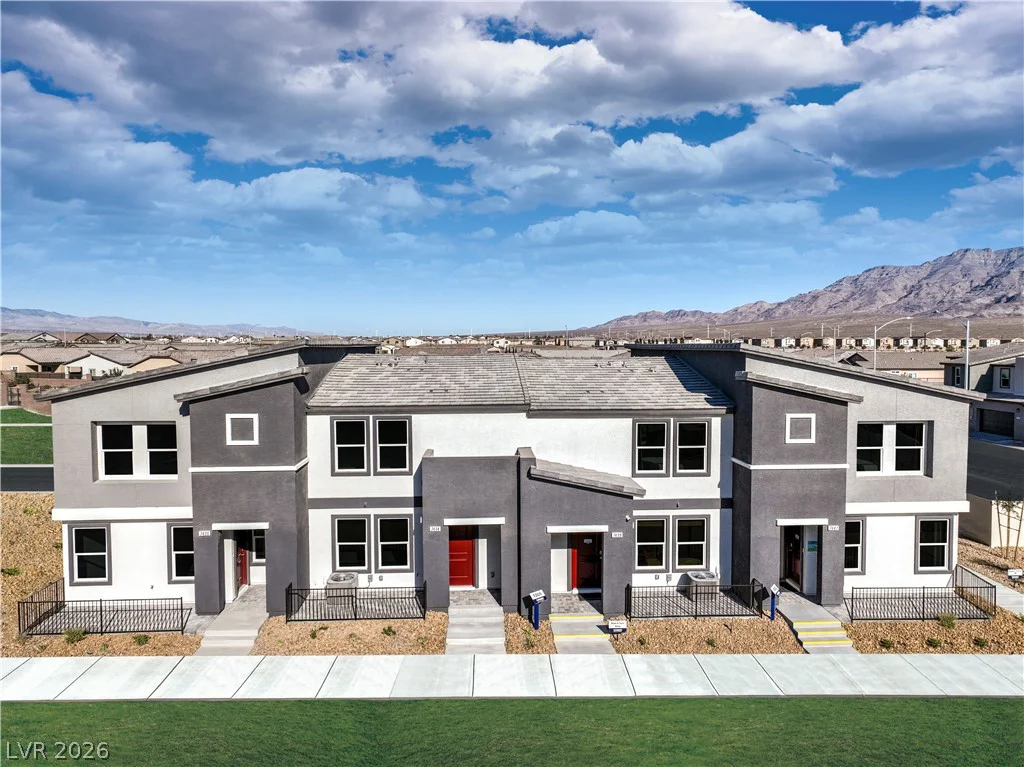 1570 Thomas Creek, North Las Vegas, NV 89084