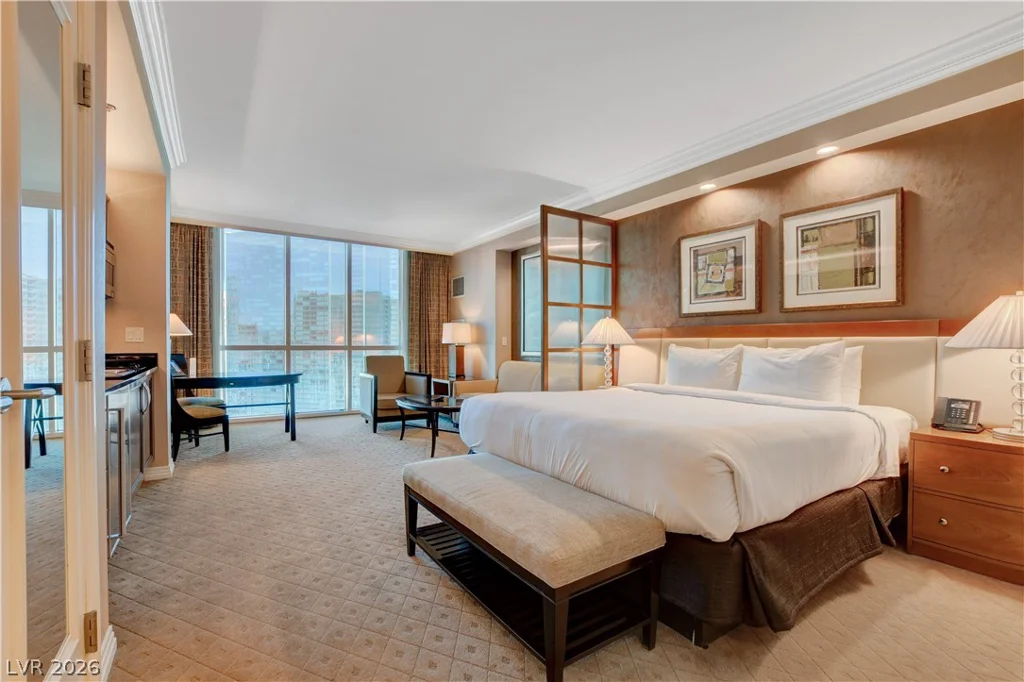 135 Harmon, Las Vegas, NV 89109