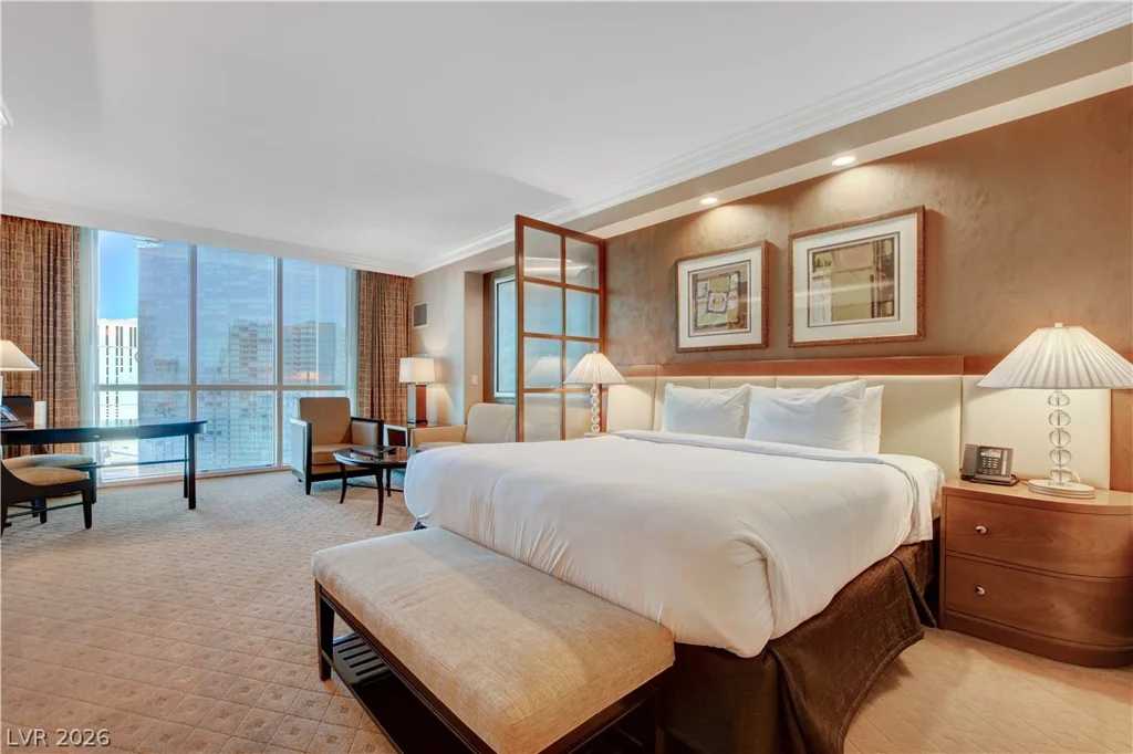 135 Harmon, Las Vegas, NV 89109