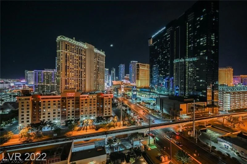 135 Harmon, Las Vegas, NV 89109