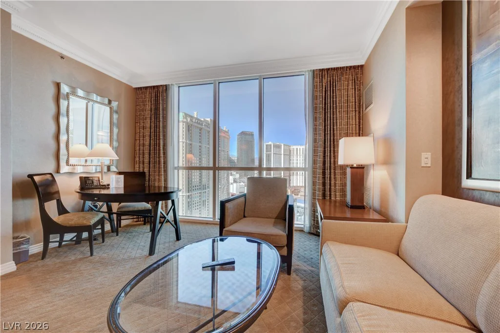 135 Harmon, Las Vegas, NV 89109