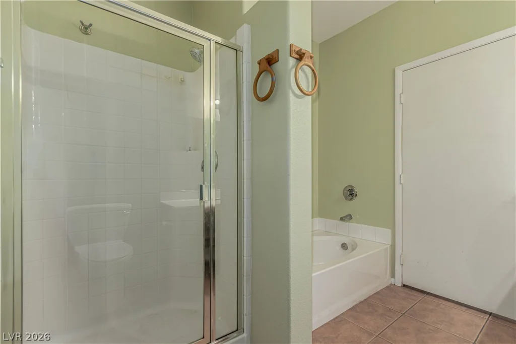 5650 Sahara, Las Vegas, NV 89142