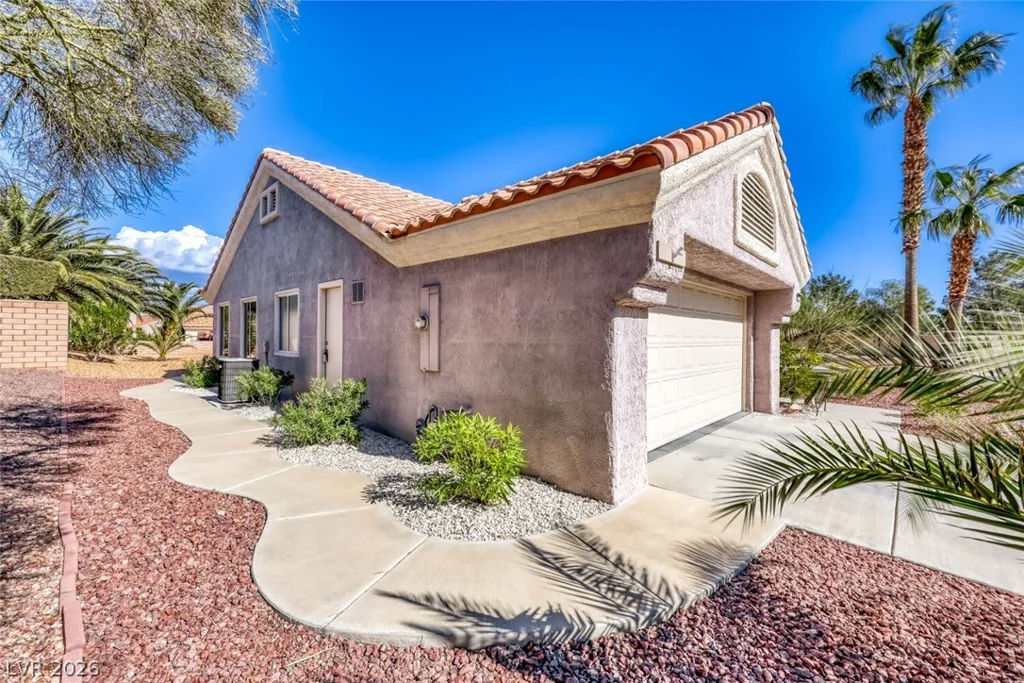 9400 Grand Mesa, Las Vegas, NV 89134