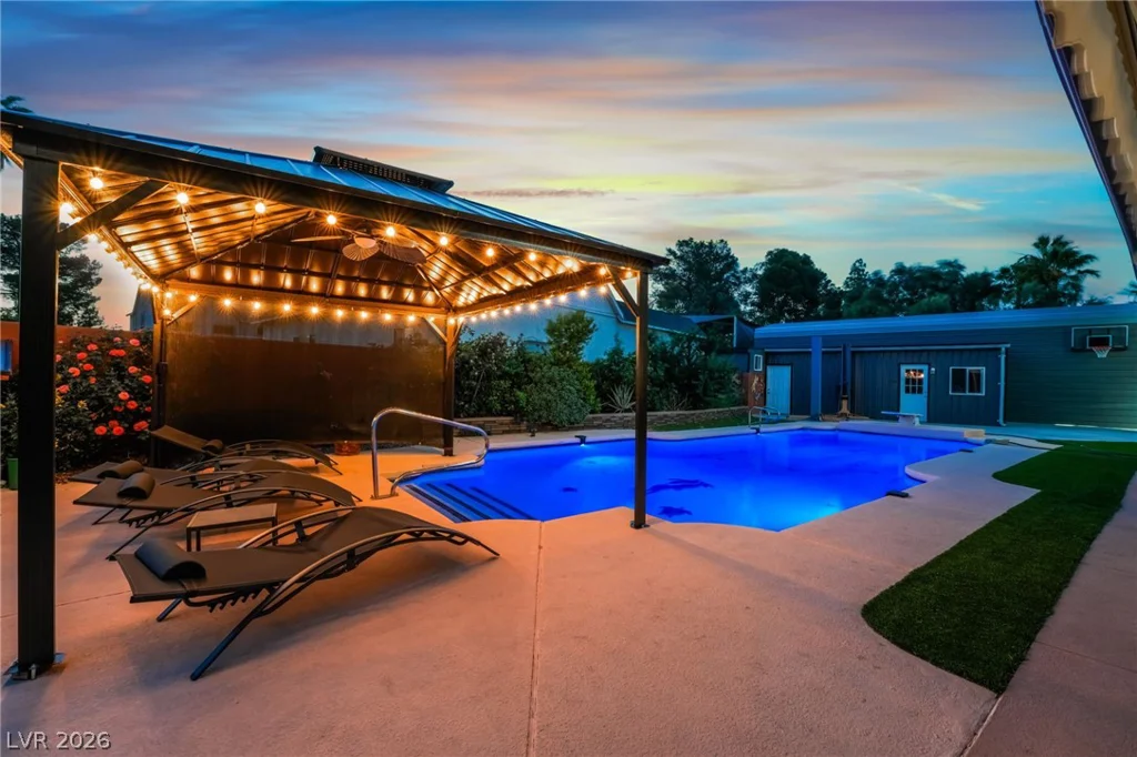 2877 Buffalo, Las Vegas, NV 89117
