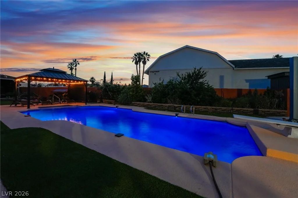 2877 Buffalo, Las Vegas, NV 89117