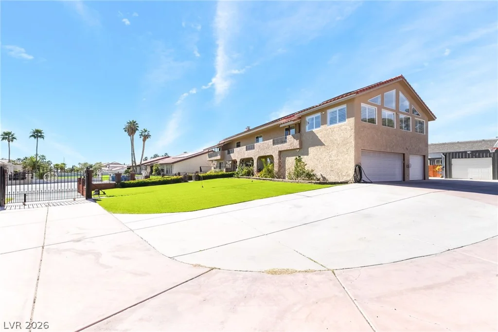 2877 Buffalo, Las Vegas, NV 89117