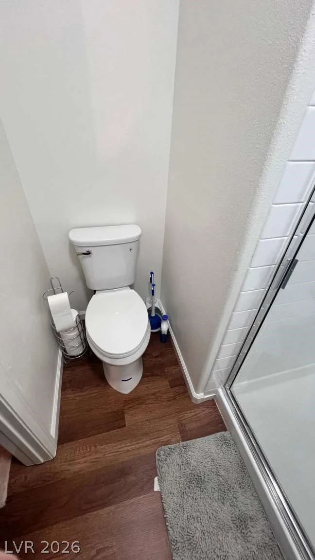 2111 Akamine, North Las Vegas, NV 89031