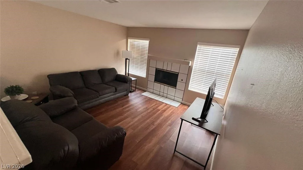 2111 Akamine, North Las Vegas, NV 89031