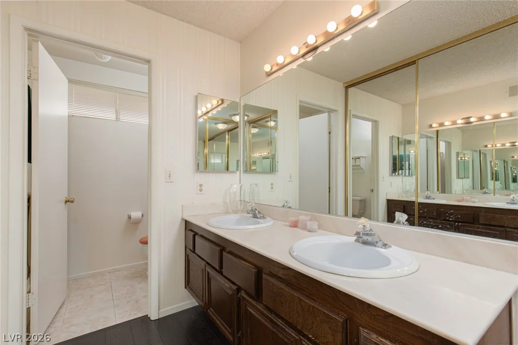 4470 Cranbrook, Las Vegas, NV 89103