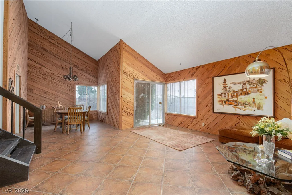 4470 Cranbrook, Las Vegas, NV 89103