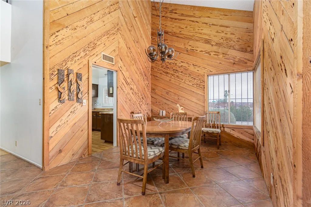 4470 Cranbrook, Las Vegas, NV 89103