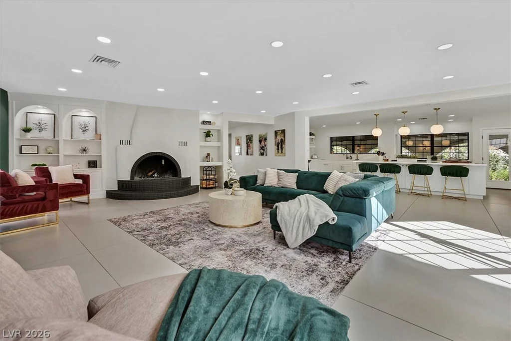 5775 Darby, Las Vegas, NV 89146