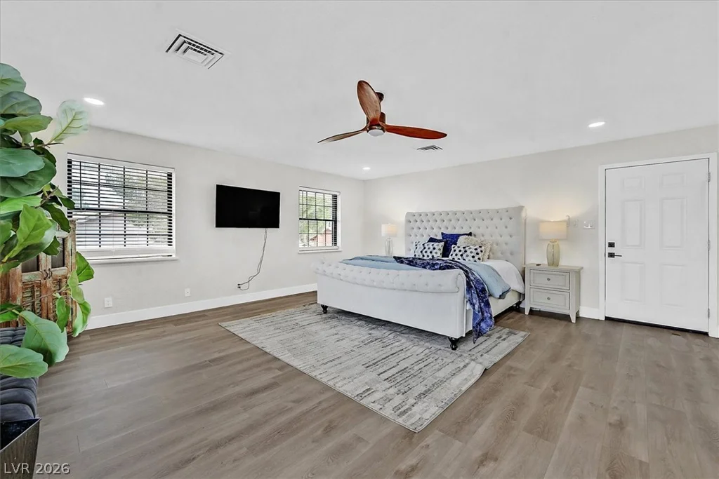 5775 Darby, Las Vegas, NV 89146