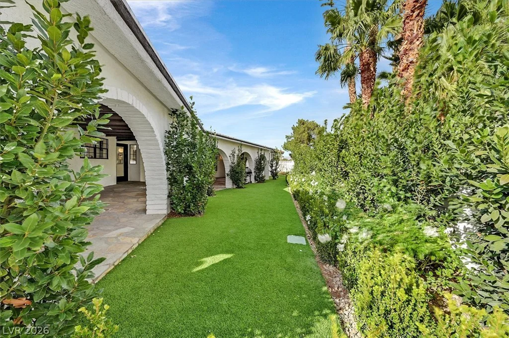 5775 Darby, Las Vegas, NV 89146