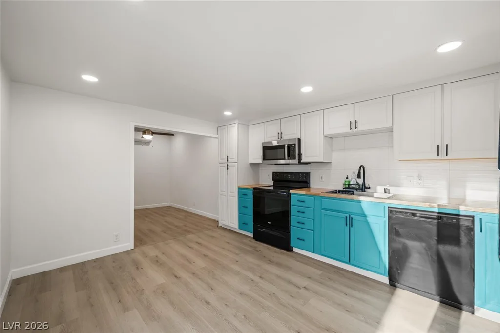 4315 Ridgedale, Las Vegas, NV 89121
