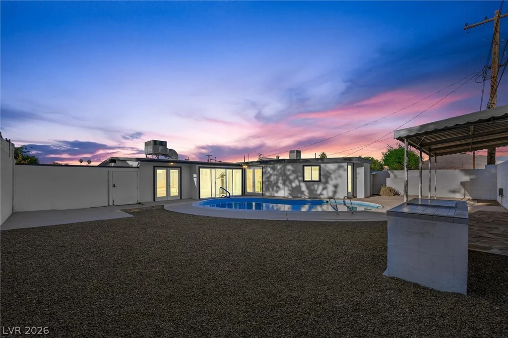 4315 Ridgedale, Las Vegas, NV 89121