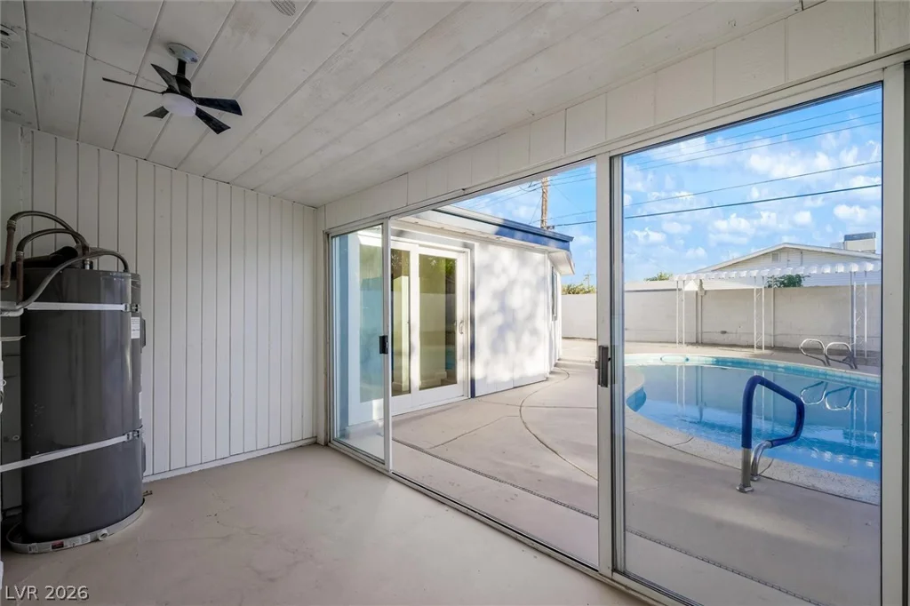 4315 Ridgedale, Las Vegas, NV 89121