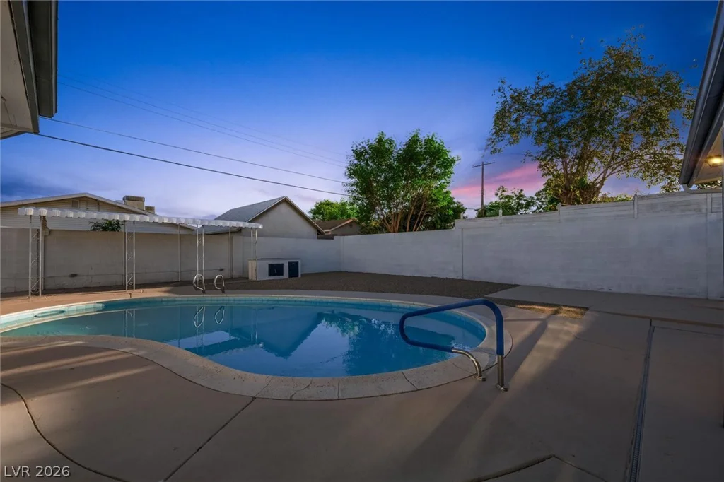 4315 Ridgedale, Las Vegas, NV 89121