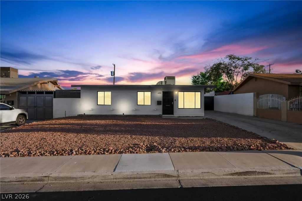 4315 Ridgedale, Las Vegas, NV 89121