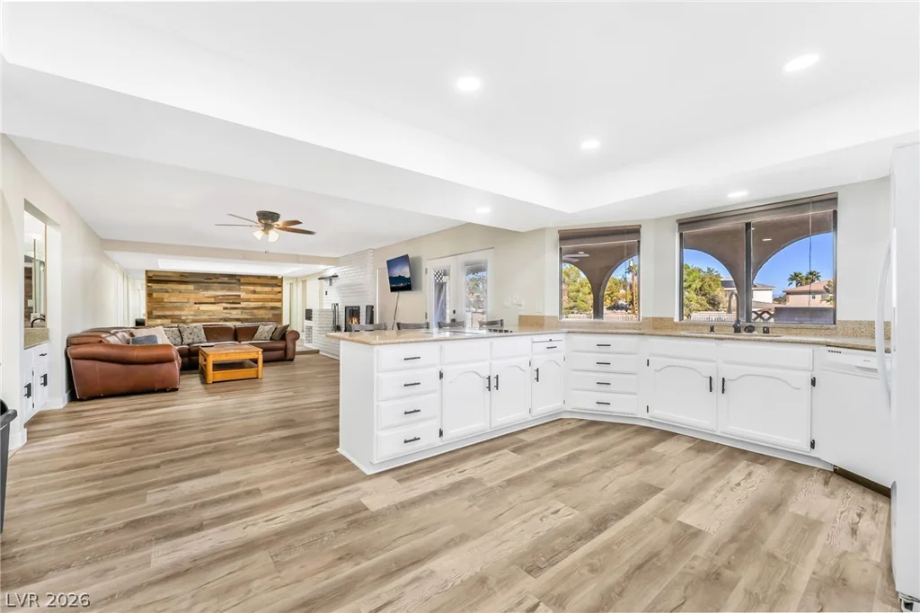 1410 Serene, Las Vegas, NV 89123