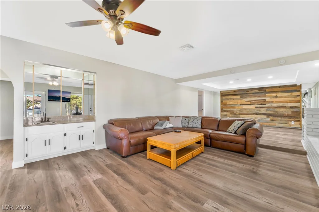 1410 Serene, Las Vegas, NV 89123