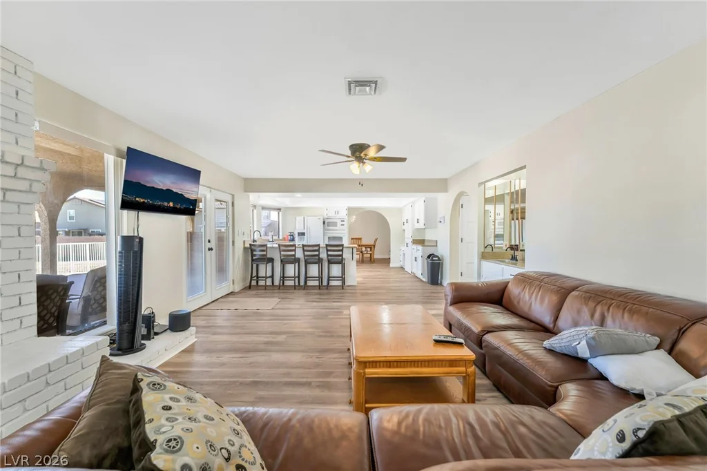 1410 Serene, Las Vegas, NV 89123