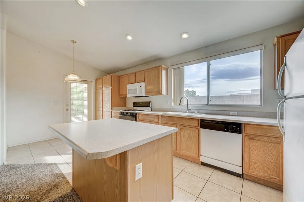 3900 Golden Glaze, Las Vegas, NV 89129
