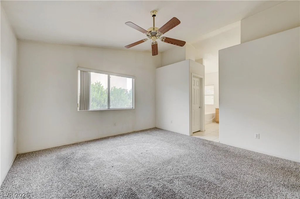 3900 Golden Glaze, Las Vegas, NV 89129