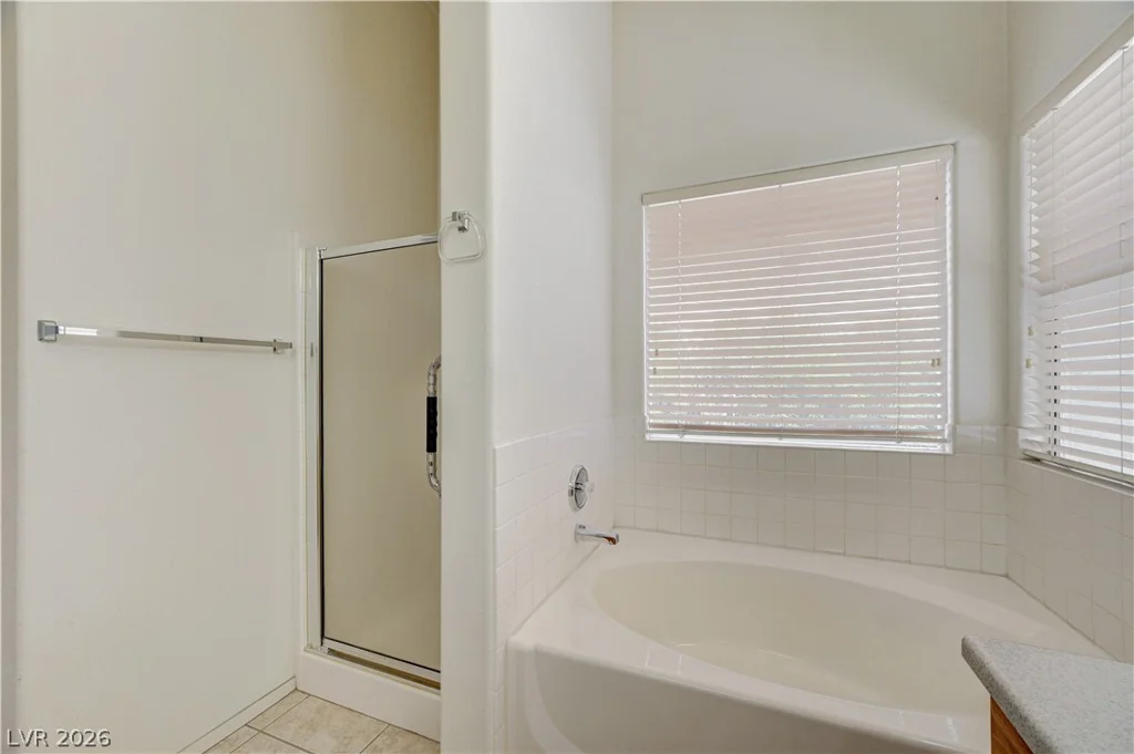 3900 Golden Glaze, Las Vegas, NV 89129