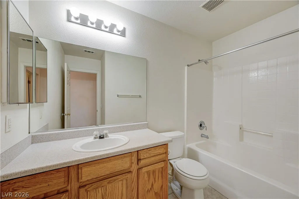 3900 Golden Glaze, Las Vegas, NV 89129