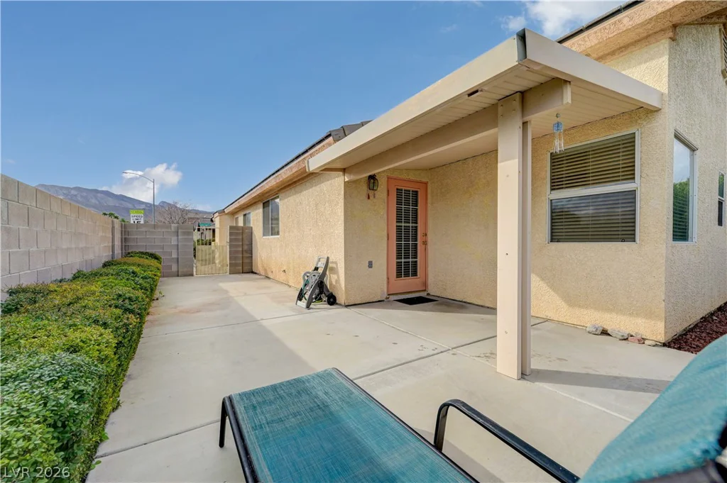 3900 Golden Glaze, Las Vegas, NV 89129