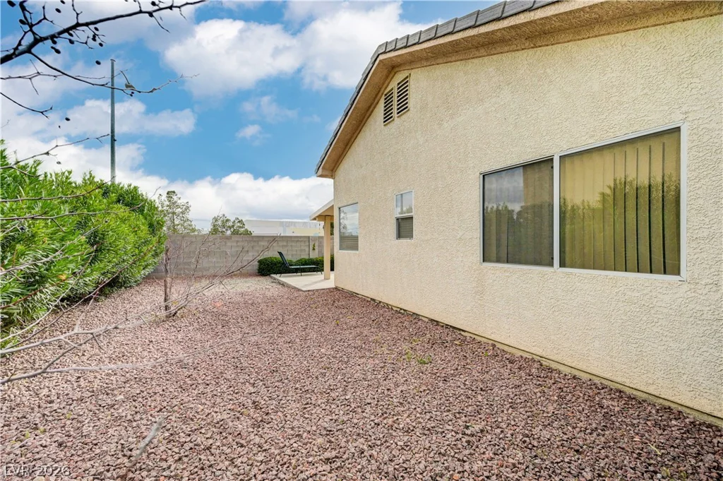 3900 Golden Glaze, Las Vegas, NV 89129