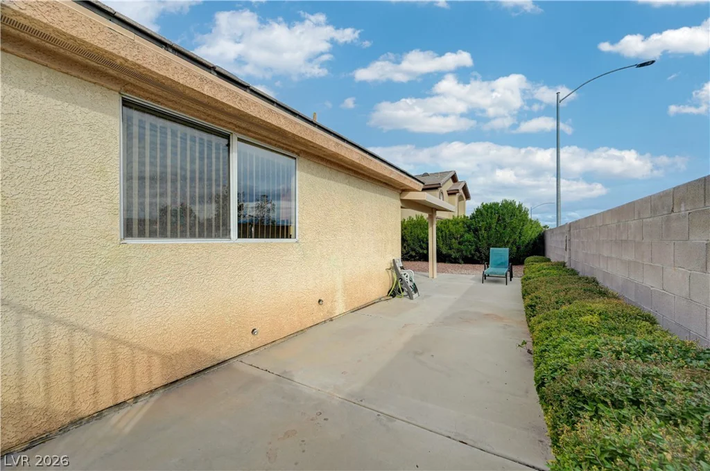 3900 Golden Glaze, Las Vegas, NV 89129