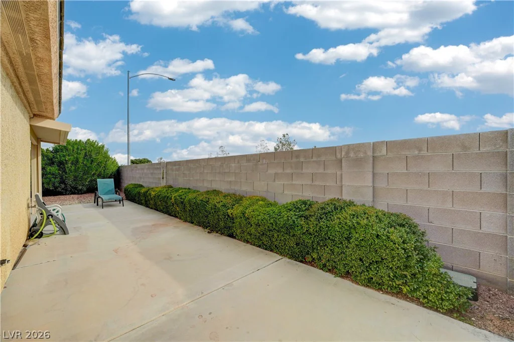 3900 Golden Glaze, Las Vegas, NV 89129