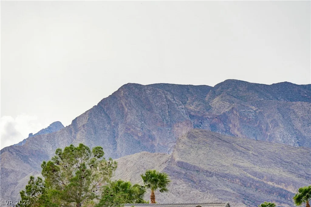3900 Golden Glaze, Las Vegas, NV 89129