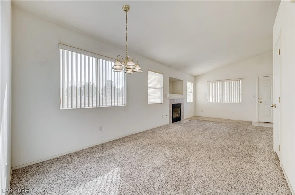 3900 Golden Glaze, Las Vegas, NV 89129