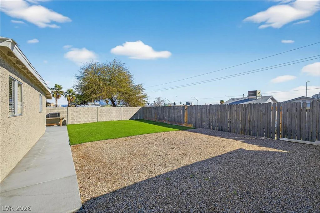 509 Palmhurst, Las Vegas, NV 89145