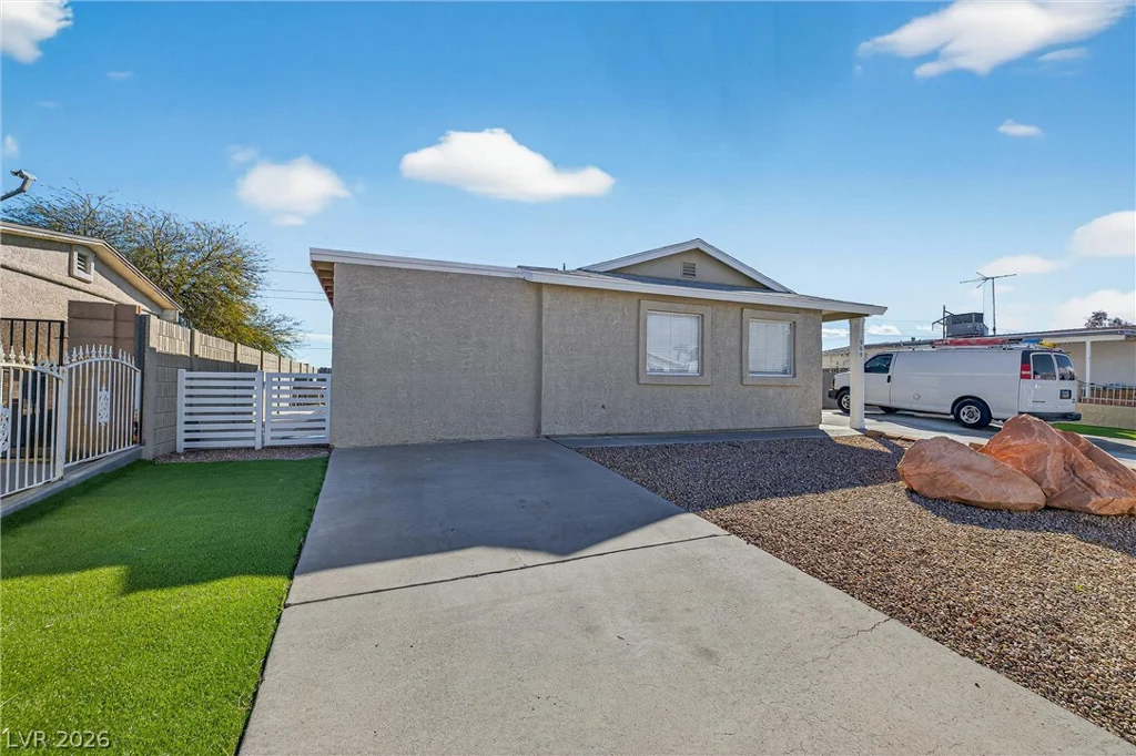509 Palmhurst, Las Vegas, NV 89145