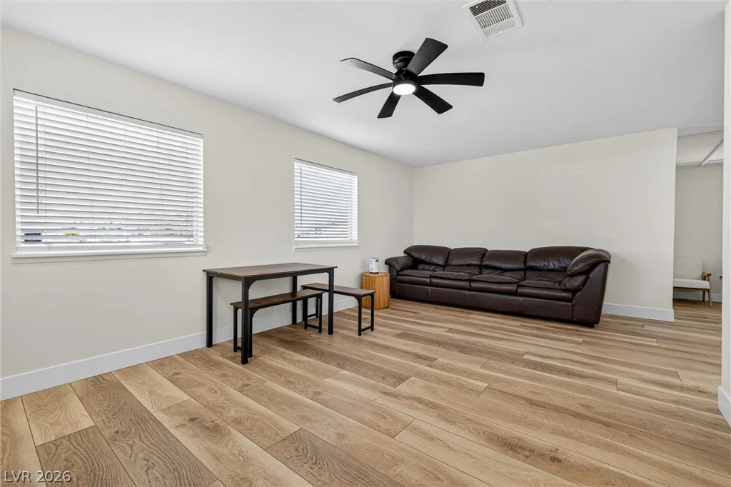 509 Palmhurst, Las Vegas, NV 89145