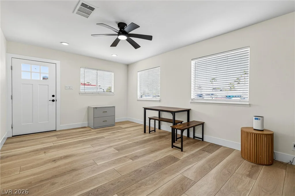 509 Palmhurst, Las Vegas, NV 89145