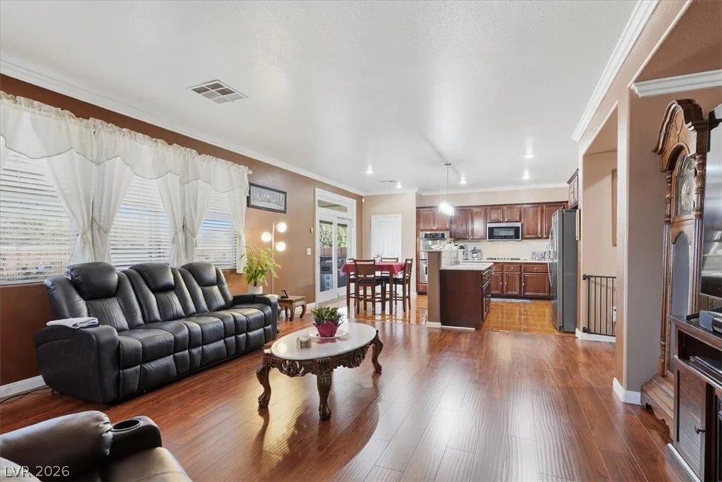 6120 Silken Saddle, North Las Vegas, NV 89031
